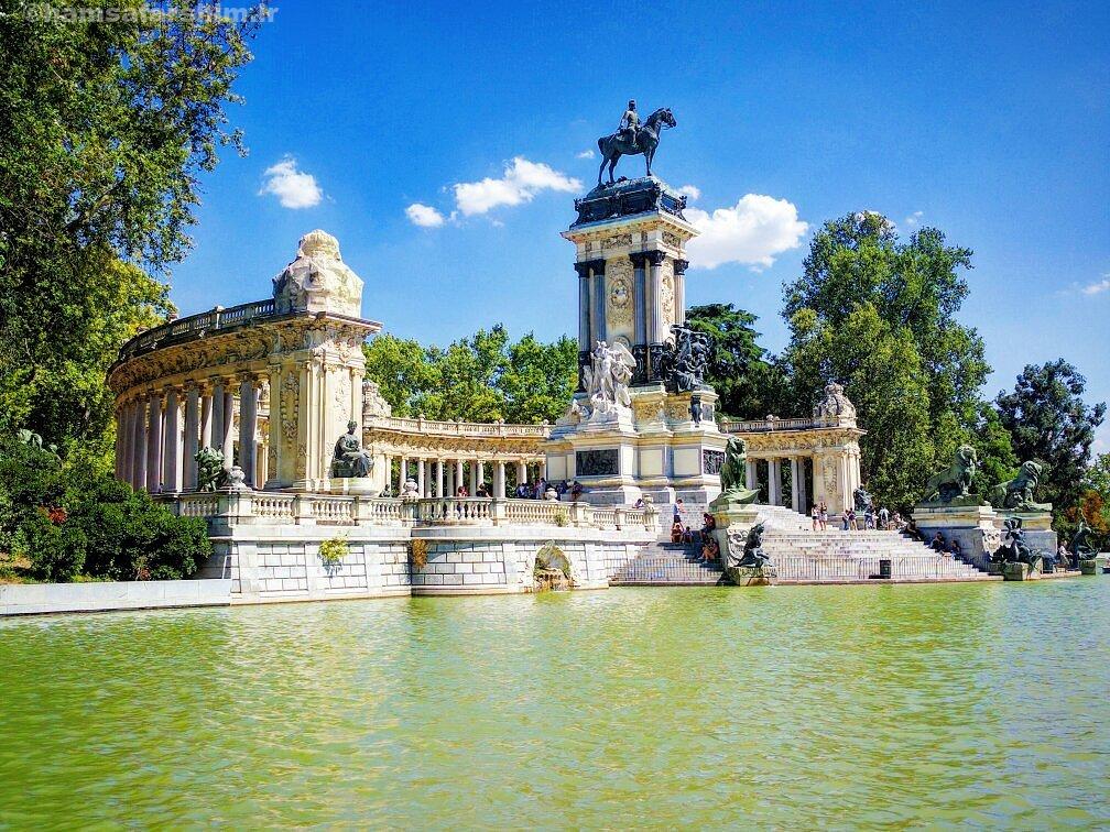 پارک رتیرو (Parque del Retiro)