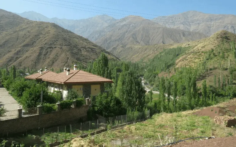 روستای نویذر و چشمه‌های اطراف