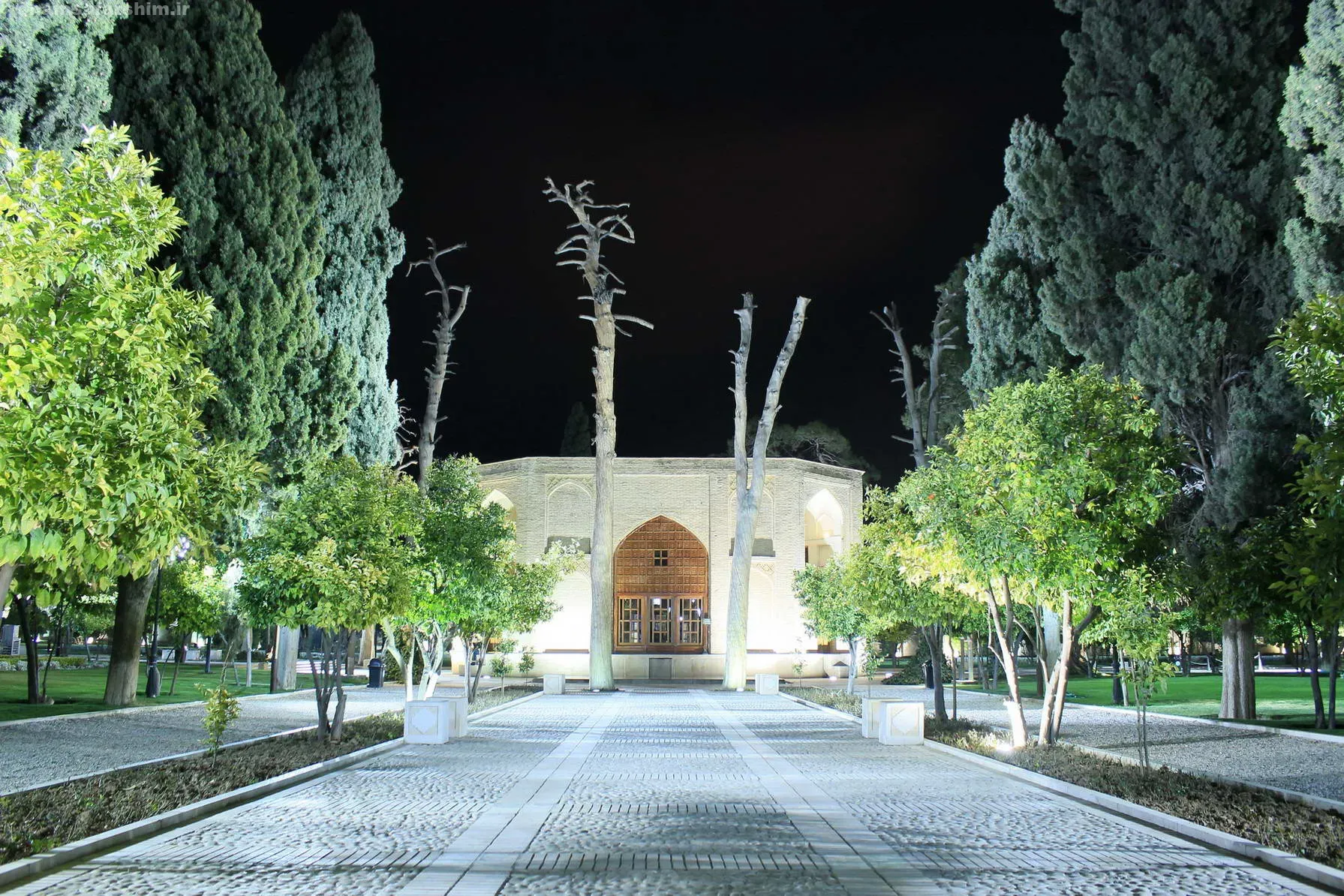 باغ جهان‌نما شیراز کجاست