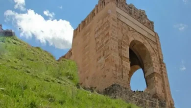 قلعه ضحاک شاهرود