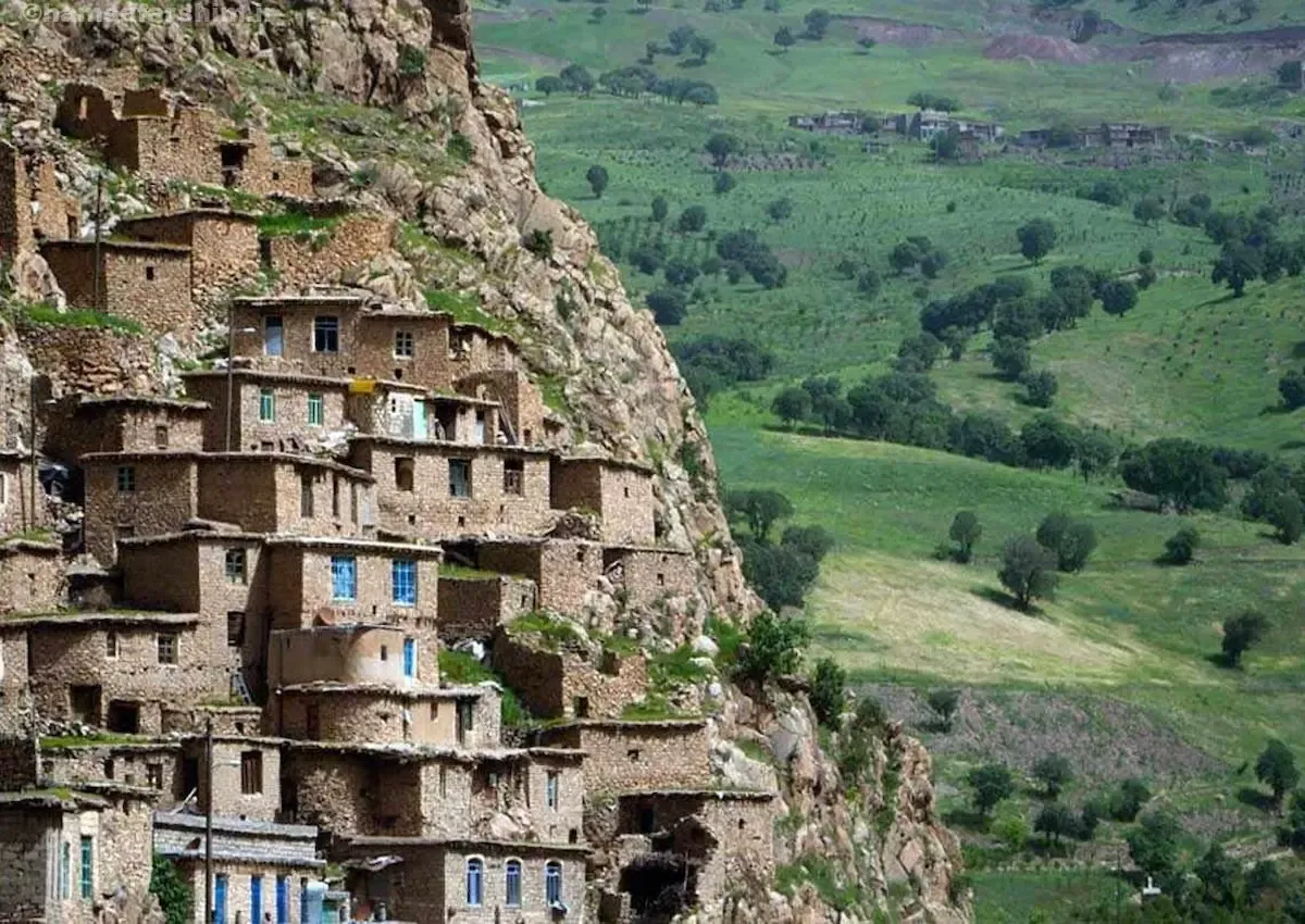 روستا اورامان تخت مریوان