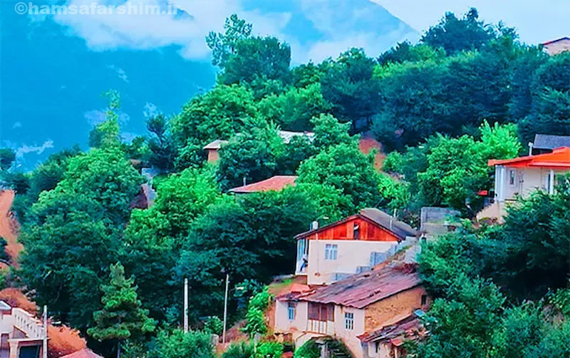 روستای اشکارلت مرزن‌آباد