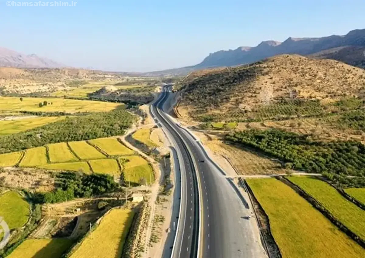 لیست جاذبههای مسیر اصفهان به شیراز