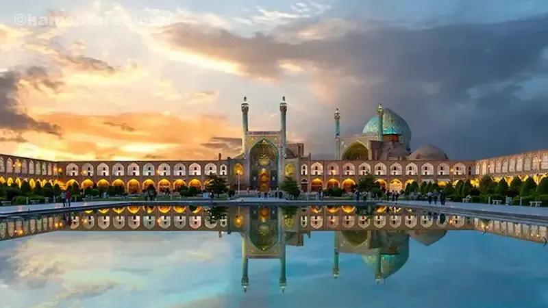 مسیر دسترسی و امکانات گردشگری میدان نقش جهان