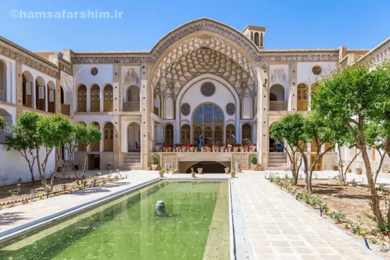 تبدیل خانه به هتل سنتی سرای عامری‌ها