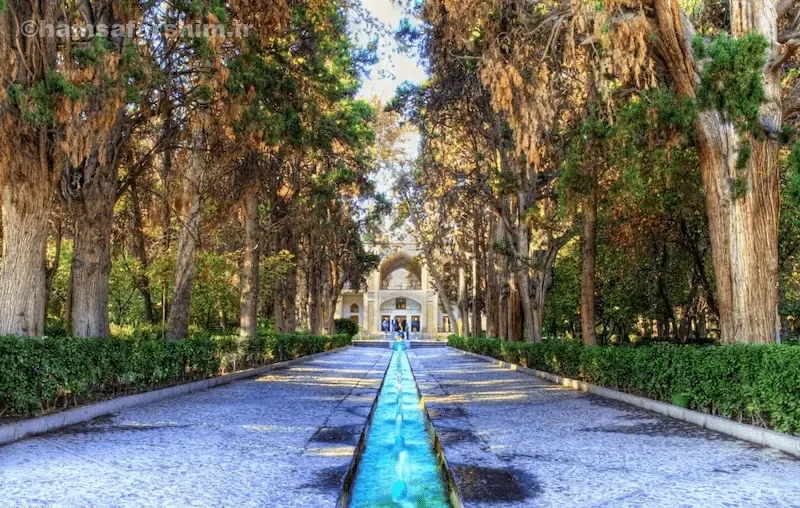 طراحی و معماری باغ فین