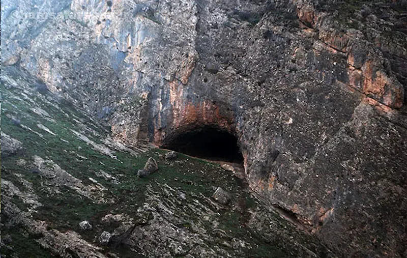 غار حاجت‌خانه