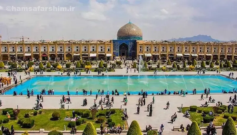 معرفی میدان نقش جهان