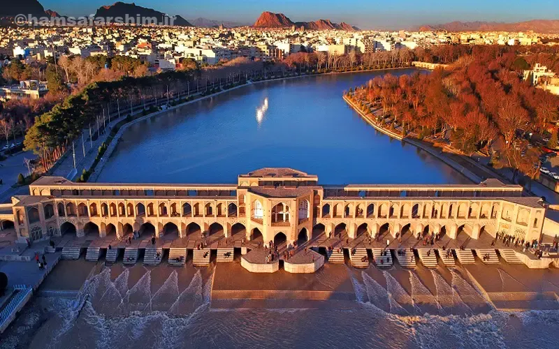 معرفی پل خواجو اصفهان و اهمیت تاریخی آن