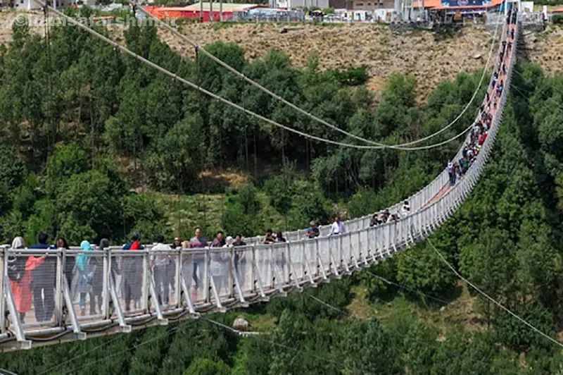 پل معلق آوج کجاست