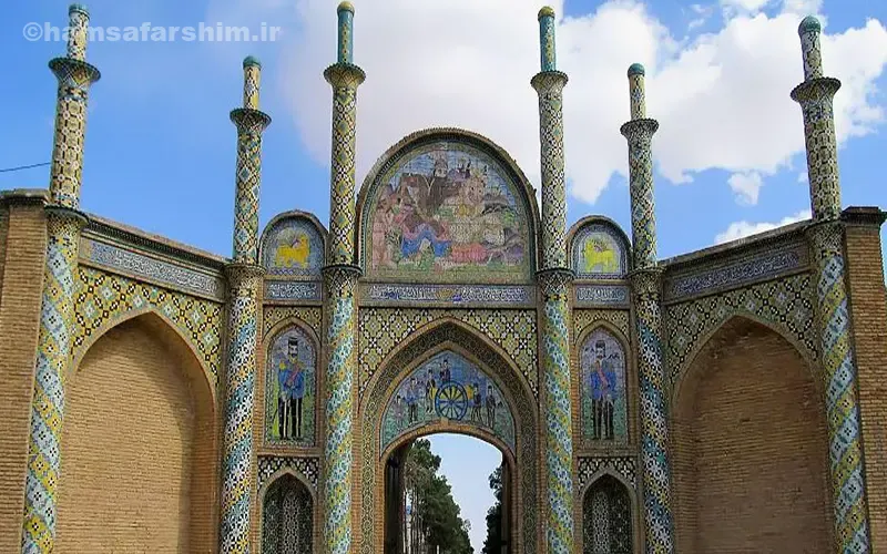 دروازه ارگ سمنان