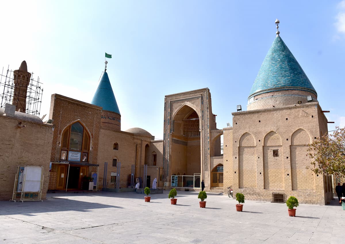 مجموعه تاریخی بسطام در شاهرود