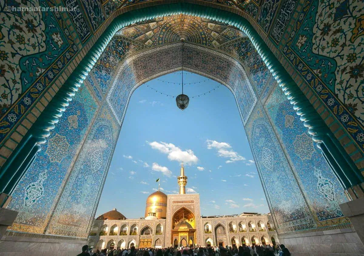 مسافرخانه ارزان طبرسی