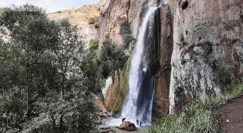آبشار شاهاندشت