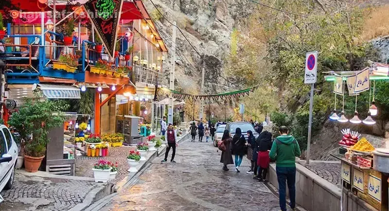 مسیر دسترسی به دربند و درکه