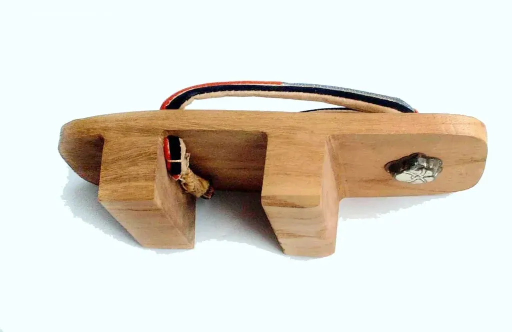 کفش گتا نماد فرهنگی و فلسفه ژاپن