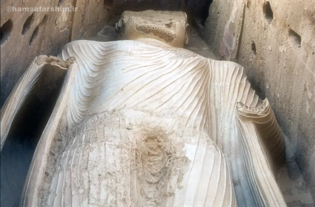 ویژگیهای هنری و معماری تندیسها