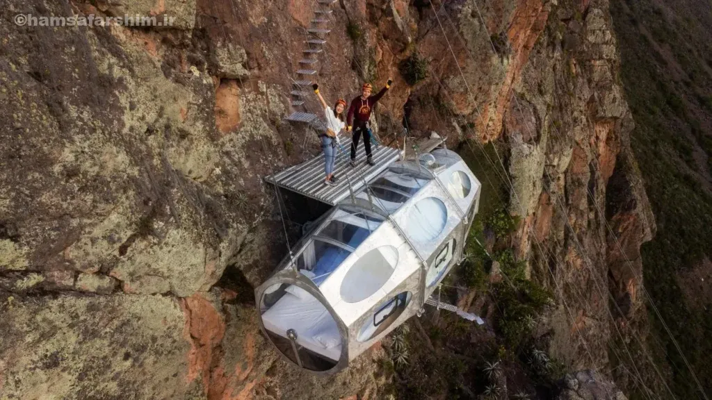 اقامت در عجیبترین هتل جهان