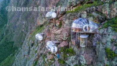 عجیب‌ترین هتل جهان؛ کپسول‌های معلق در دل کوه‌