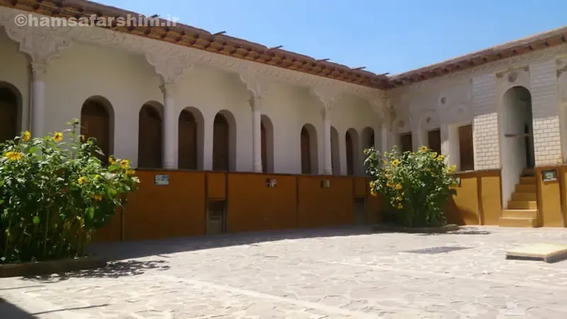 نقش خانه یوش در شکل‌گیری شعر نو فارسی